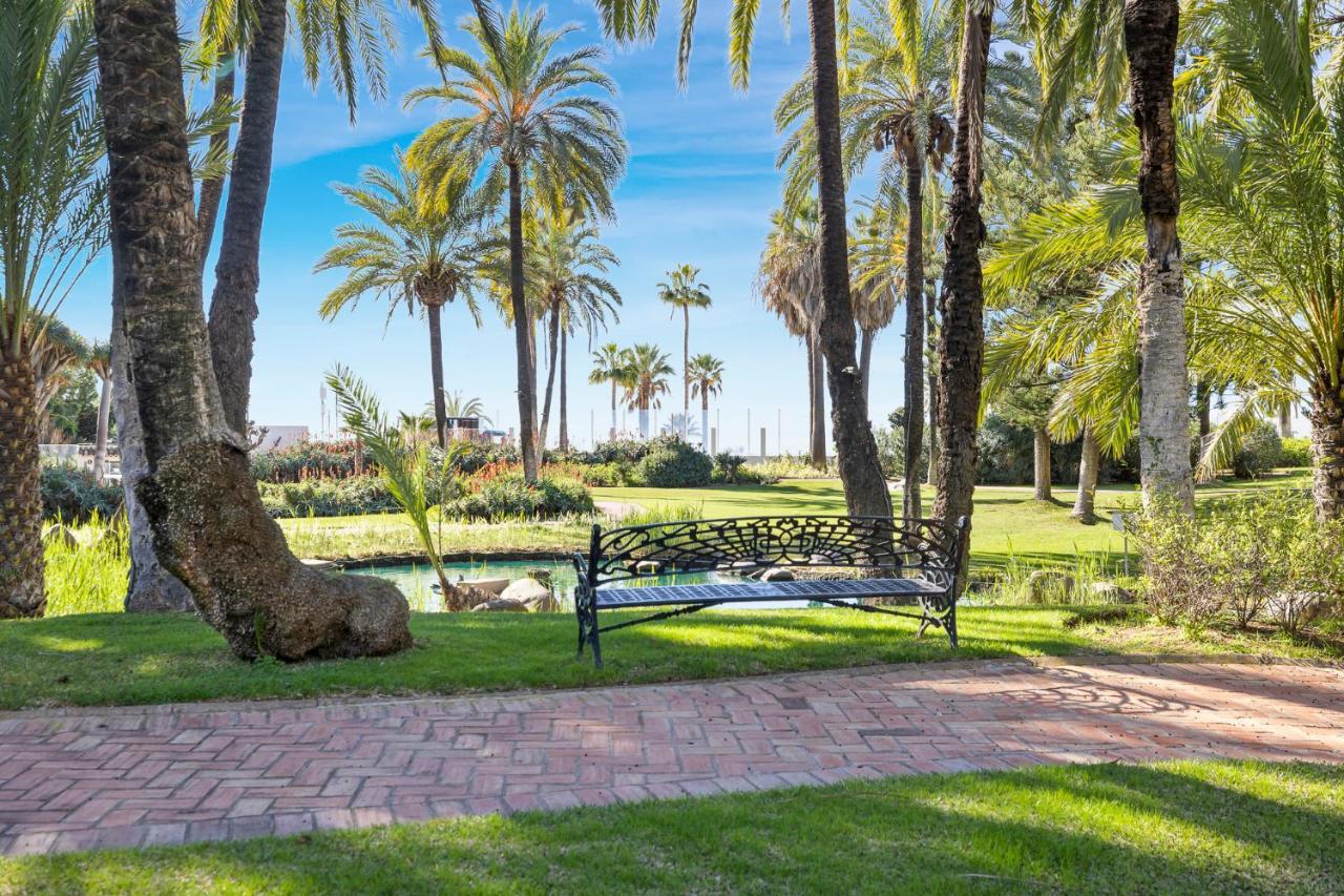 Apartment Stylish Sea View In Playas Del Duque Marbella